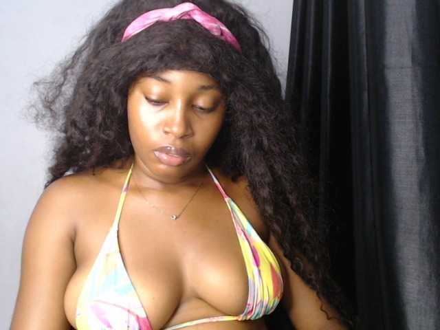Nastygem live cam on BongaCams