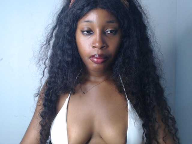 Nastygem live cam on BongaCams