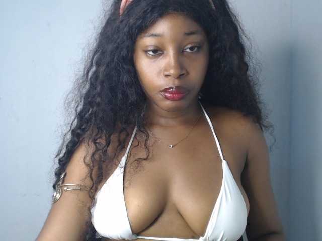 Nastygem live cam on BongaCams