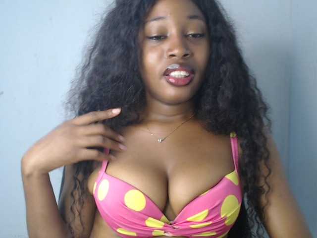 Nastygem live cam on BongaCams