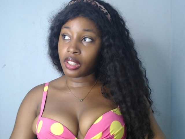 Nastygem live cam on BongaCams
