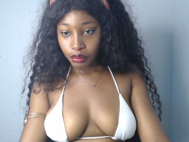Nastygem live cam on BongaCams