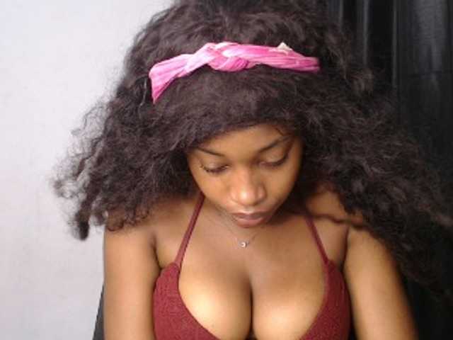 Nastygem live cam on BongaCams