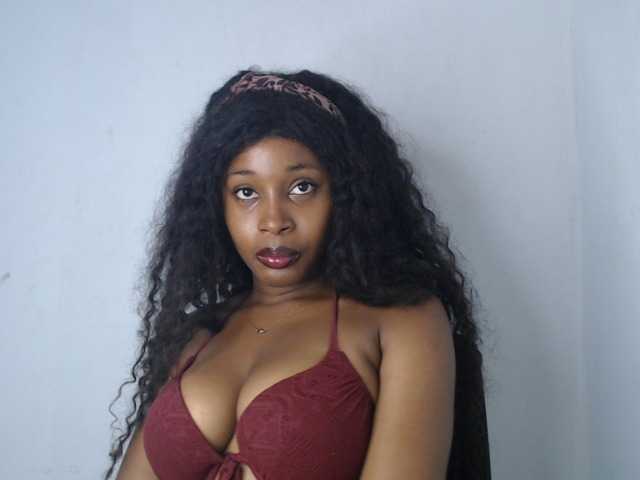 Nastygem live cam on BongaCams