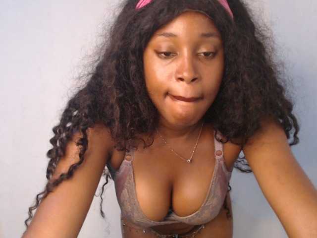Nastygem live cam on BongaCams