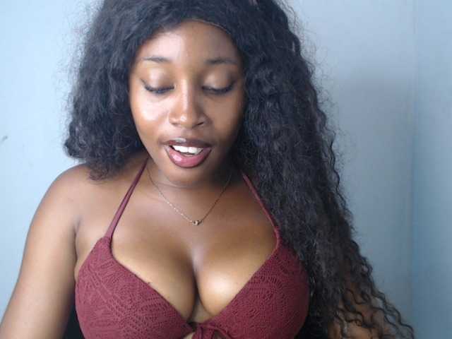 Nastygem live cam on BongaCams