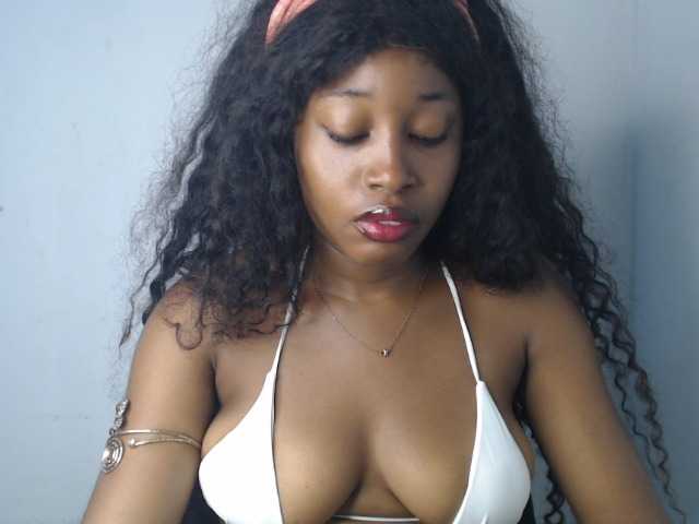 Nastygem live cam on BongaCams