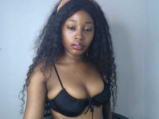 Nastygem live cam on BongaCams