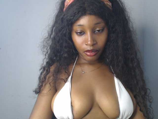 Nastygem live cam on BongaCams