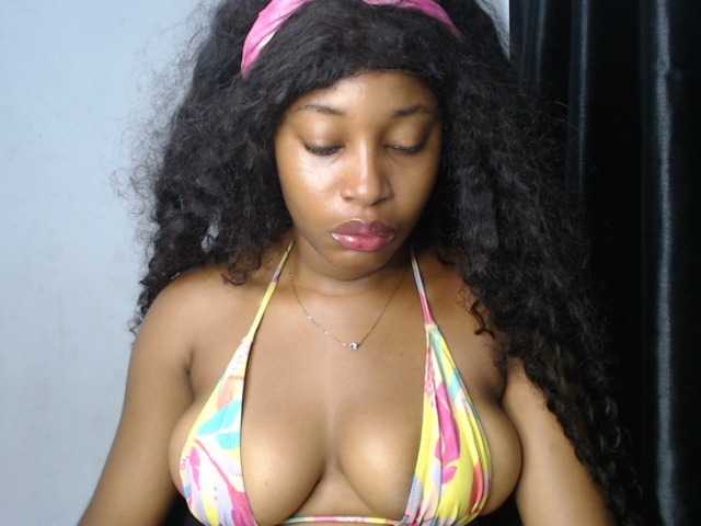 Nastygem live cam on BongaCams
