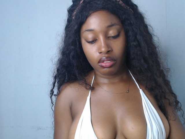 Nastygem live cam on BongaCams