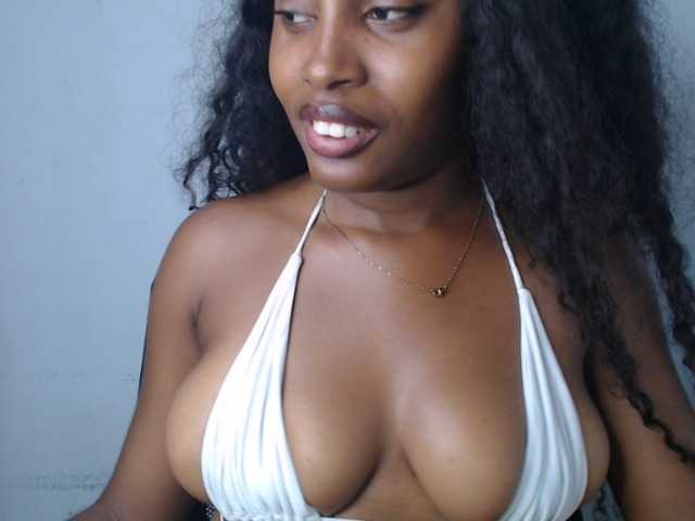 Nastygem live cam on BongaCams
