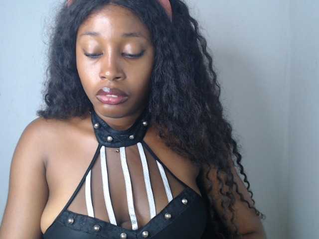 Nastygem live cam on BongaCams