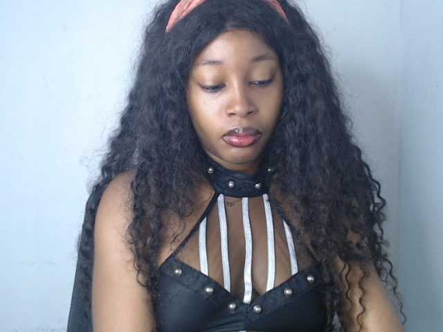 Nastygem live cam on BongaCams