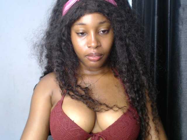 Nastygem live cam on BongaCams