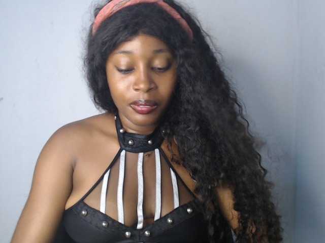 Nastygem live cam on BongaCams