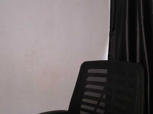 Nastygem live cam on BongaCams
