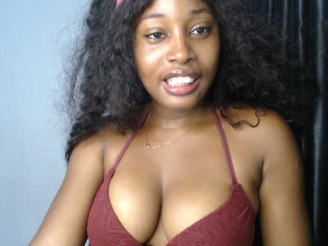 Nastygem live cam on BongaCams