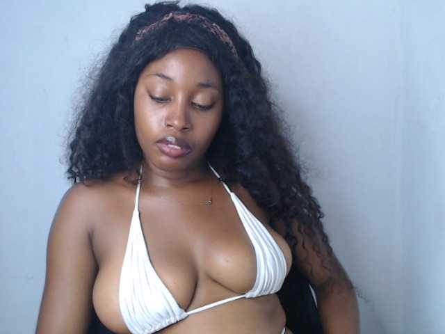 Nastygem live cam on BongaCams