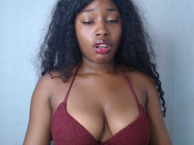Nastygem live cam on BongaCams
