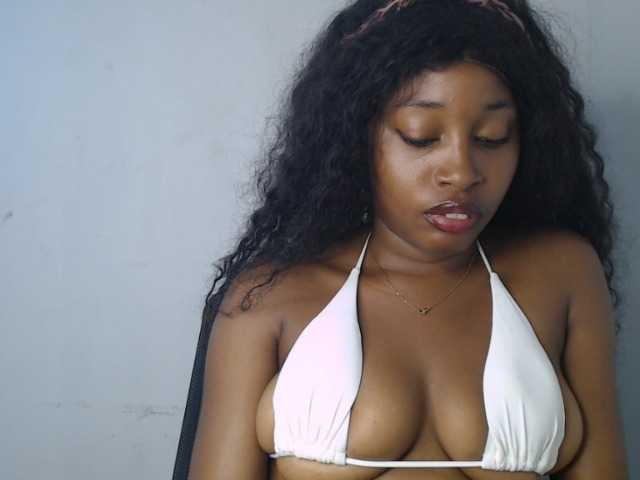 Nastygem live cam on BongaCams