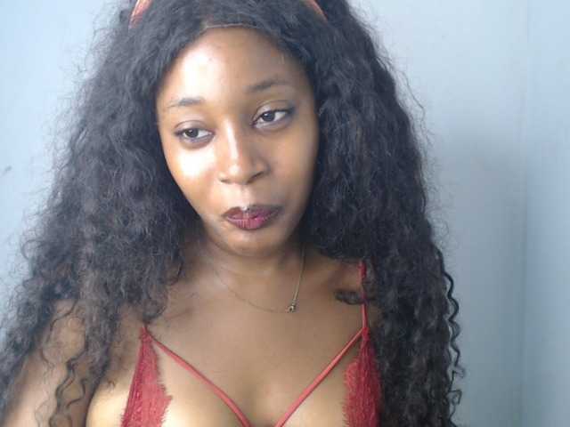 Nastygem live cam on BongaCams