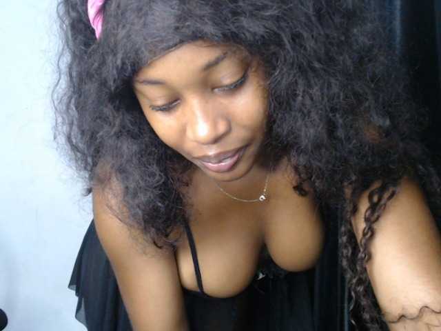 Nastygem live cam on BongaCams