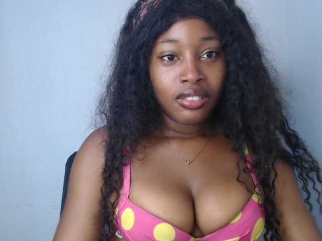 Nastygem live cam on BongaCams