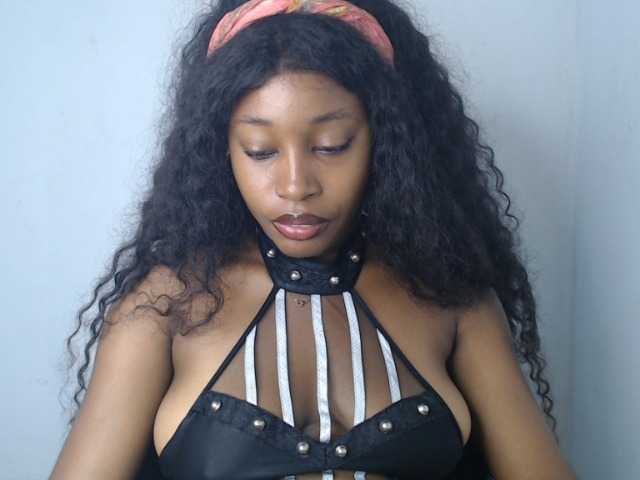 Nastygem live cam on BongaCams