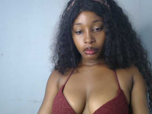 Nastygem live cam on BongaCams