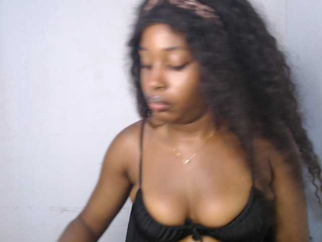 Nastygem live cam on BongaCams