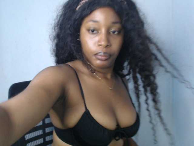 Nastygem live cam on BongaCams