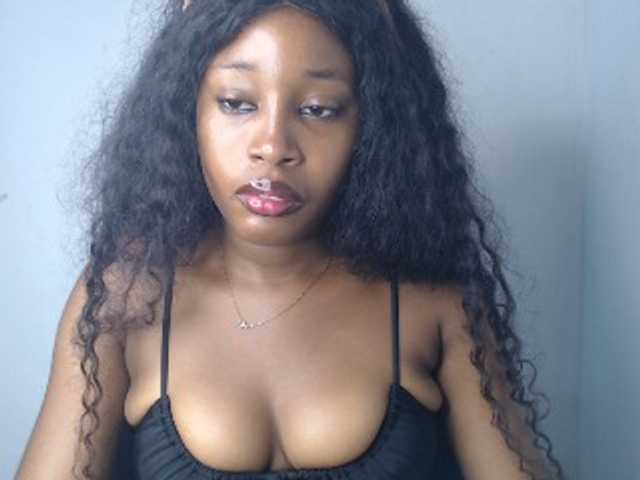 Nastygem live cam on BongaCams