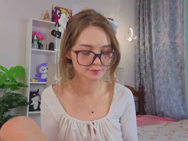 vialeta-baby, en directo ahora en BongaCams
