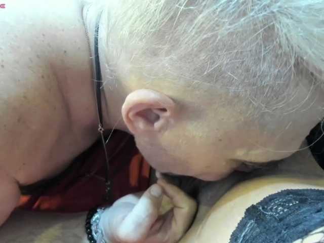 SilverPassion live cam preview