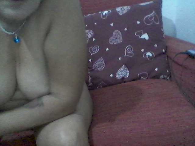 Monalysasexy81 live auf BongaCams