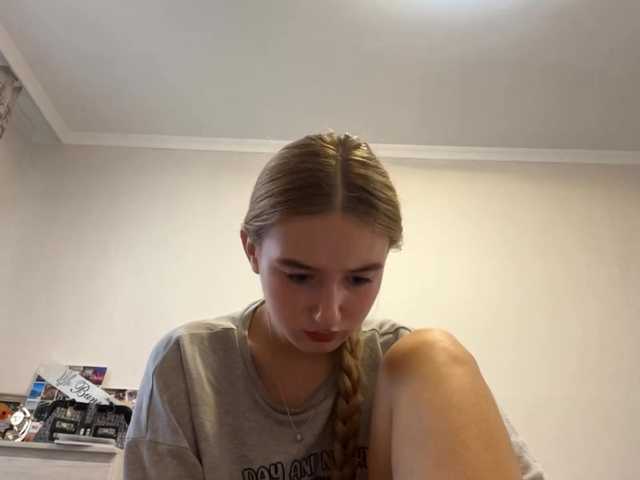 SondraJanisch live cam on BongaCams