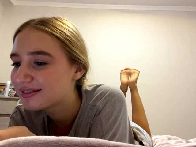 SondraJanisch live cam