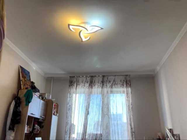 SondraJanisch live cam on BongaCams