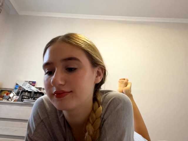 SondraJanisch live cam on BongaCams