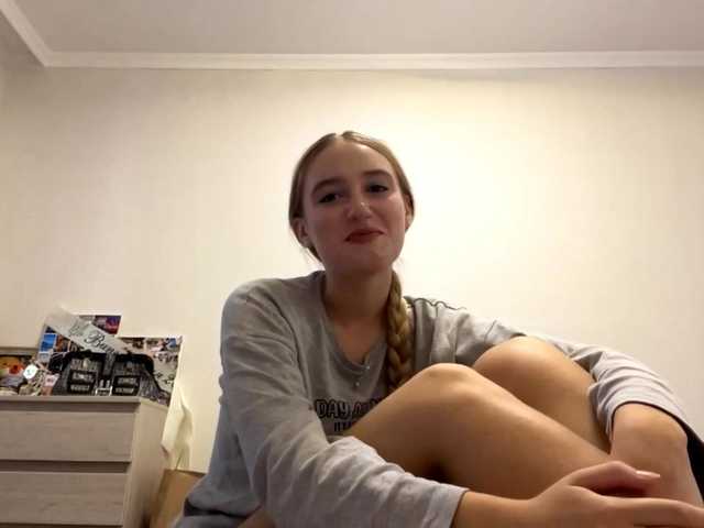 SondraJanisch live cam on BongaCams