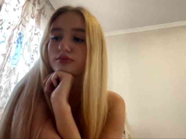 SondraJanisch's webcam live show