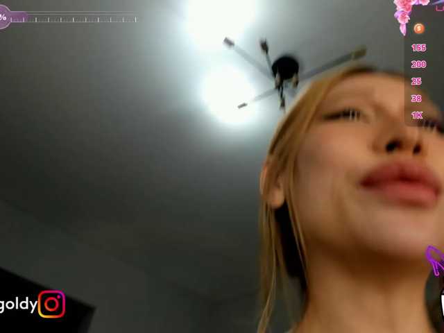 JinnyGold live cam on BongaCams
