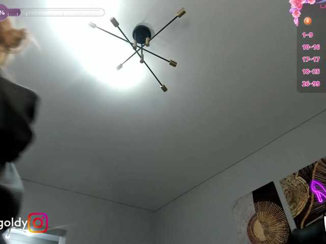 JinnyGold live cam on BongaCams