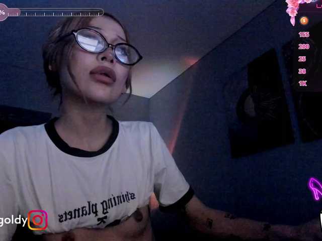 JinnyGold live cam on BongaCams