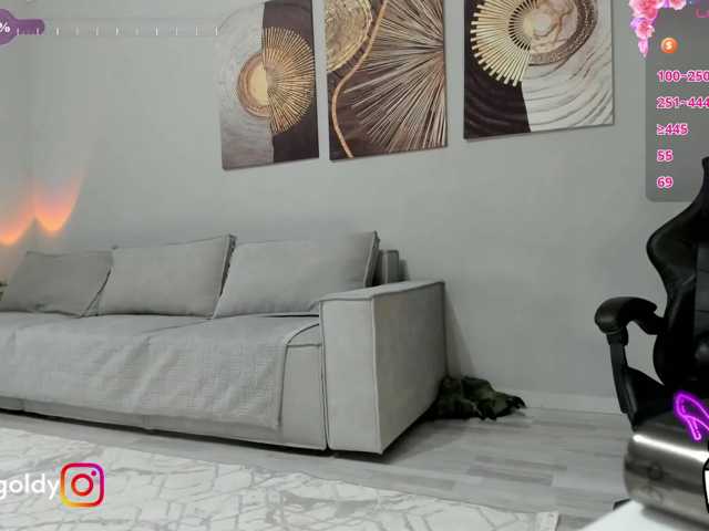 JinnyGold live cam on BongaCams