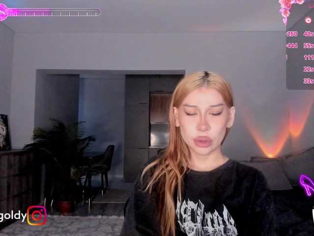 JinnyGold live cam on BongaCams