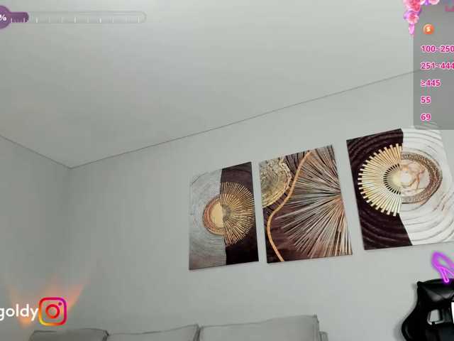 JinnyGold live cam on BongaCams