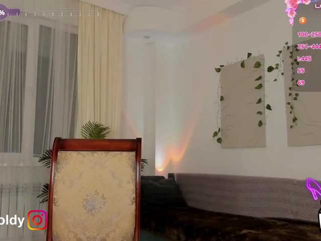 JinnyGold live cam on BongaCams