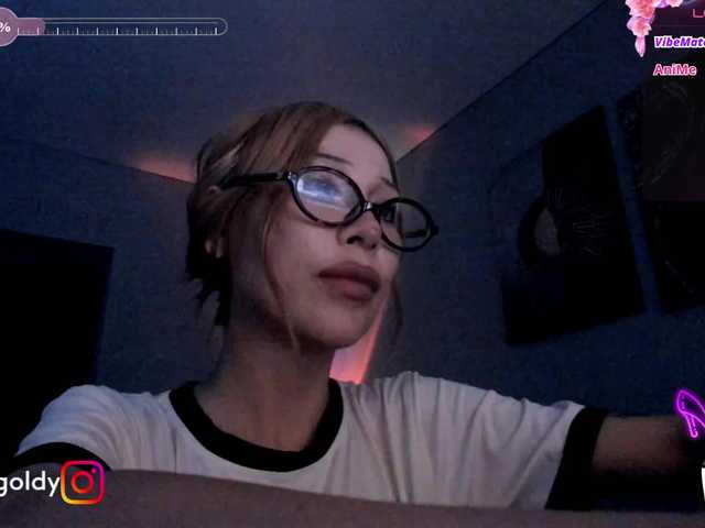 JinnyGold live cam on BongaCams